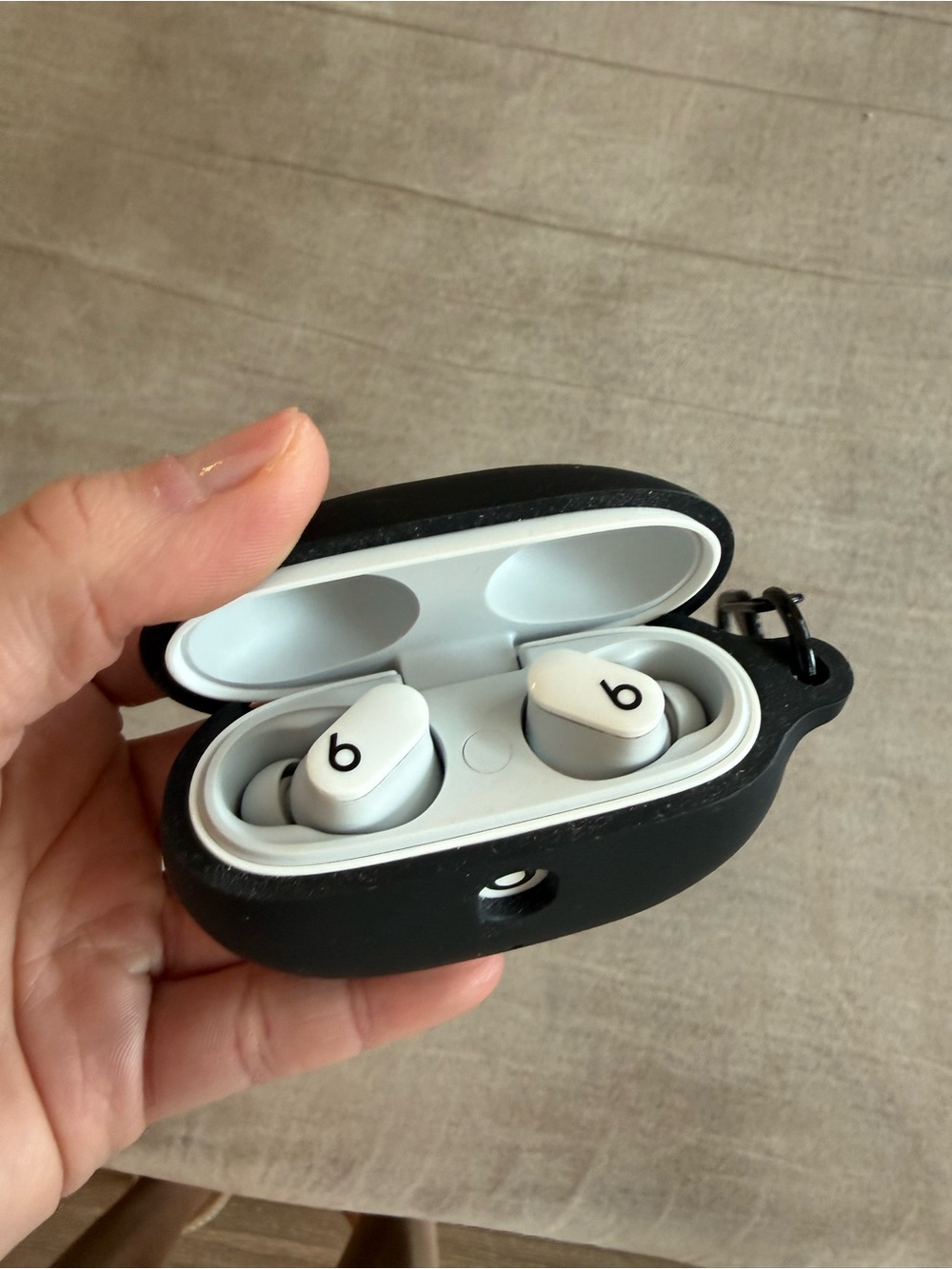 Beats Studio buds - Picture 4 of 13